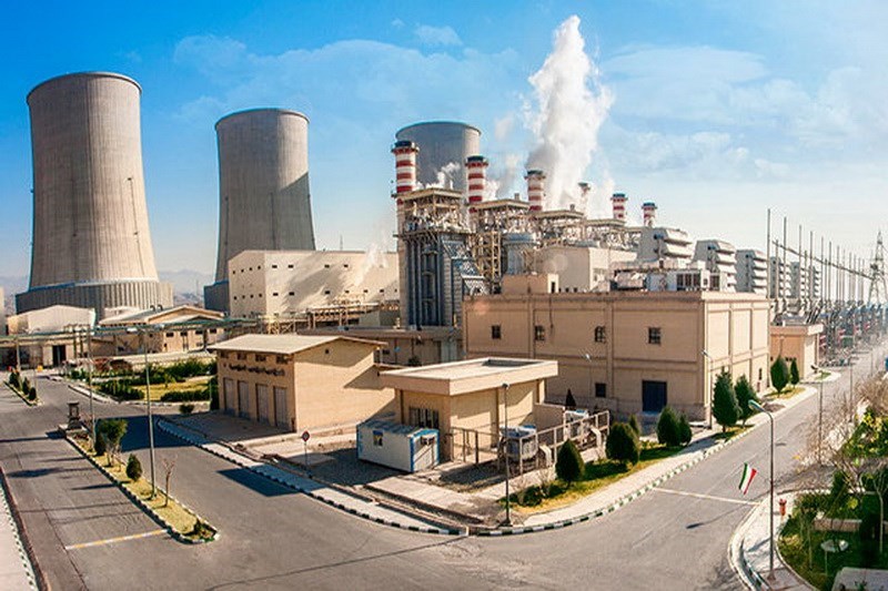تصویر تولید بیش از سه میلیارد کیلو وات ساعت انرژی در نیروگاه یزد