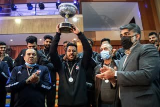 تصویر تورنمنت بین المللی چند جانبه هندبال یزد به ایستگاه پایانی رسید&#47; تیم ملی نوجوانان ایران قهرمان رقابت ها