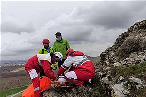 نوجوان 18 ساله گرفتار شده در ارتفاعات سلطان یعقوب نقده نجات یافت