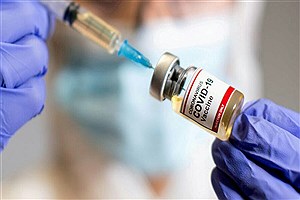 توزیع واکسن کرونا در بین کادر بهداشت و درمان خمین