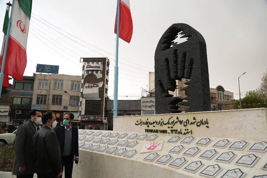 تصویر از نصب یادمان شهدای 17 شهریور تا افتتاح بوستان فاطمی