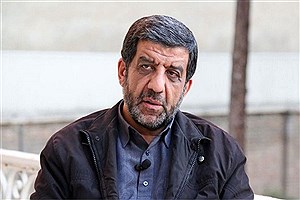 باید زیر میز مذاکره‌ای زد که منافع ملت در آن رعایت نمی‌شود&#47; من طرفدار احمدی نژاد نیستم