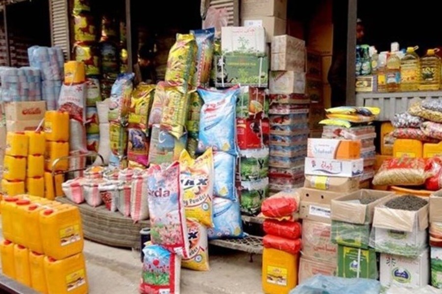 تصویر چهار هزار و ۲۲۱ بسته معیشتی از محل موقوفات در استان مرکزی توزیع شد