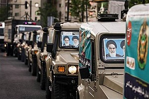 رژه خودرویی روز ارتش در زنجان