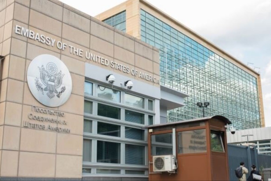 تصویر کاهش75 درصدی کارکنان کنسولی سفارت آمریکا در روسیه از 22 اردیبهشت