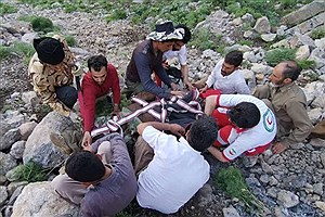 نجات فرد گرفتار شده در ارتفاعات قورغه(دره نژ) اشنویه