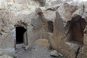 مقبره صخره‌ای &quot;کل‌خرابه&quot; روستای فیروزیان ارومیه