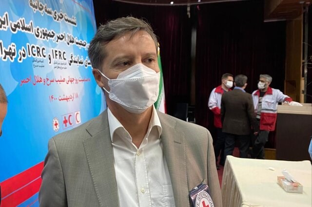 تصویر آثار منفی تحریم‌ها بر دسترسی ایران به واکسن کرونا