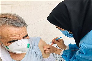 واکسیناسیون سالمندان در محله هرندی و تست رایگان ویژه کارکنان