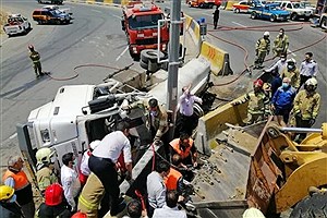 تانکر ۶ هزار لیتری گازوئیل در تهران واژگون شد