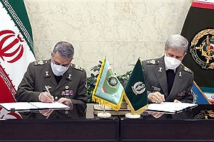 امضای توافقنامه تولید و تحویل هزار فروند پهپاد پیشرفته توسط وزارت دفاع به ارتش