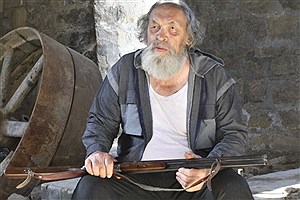 «مراسم تدفین کلاغ‌ها» به سینماهای هنر و تجربه می رود