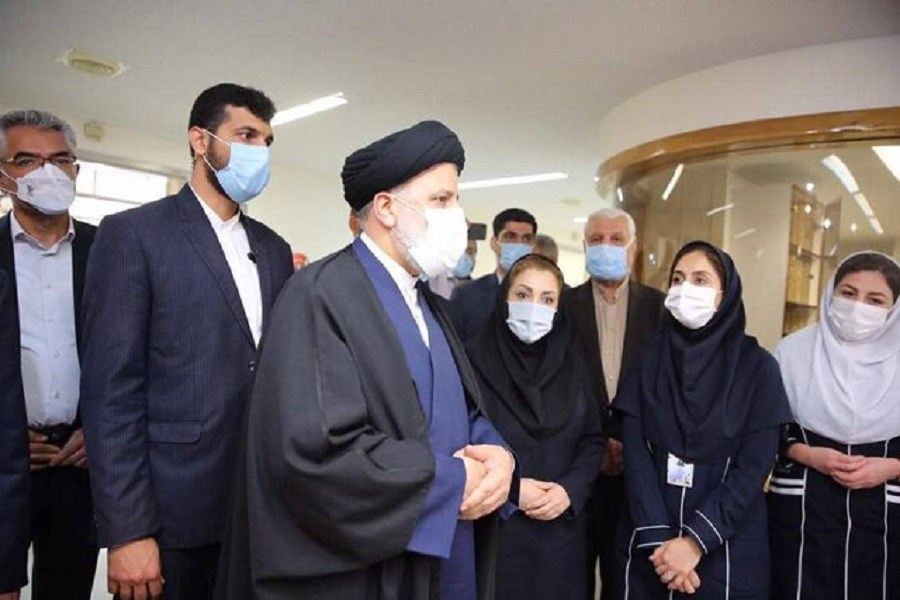 تصویر تاکید رییسی بر پیگیری مطالبات پرستاران