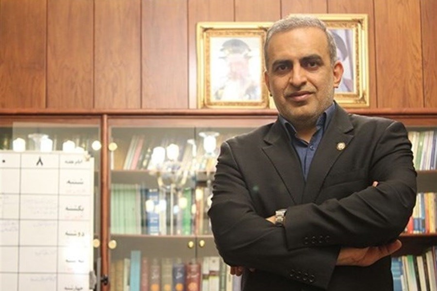 تصویر ولی‌الله فاطمی رئیس ستاد انتخاباتی همتی شد