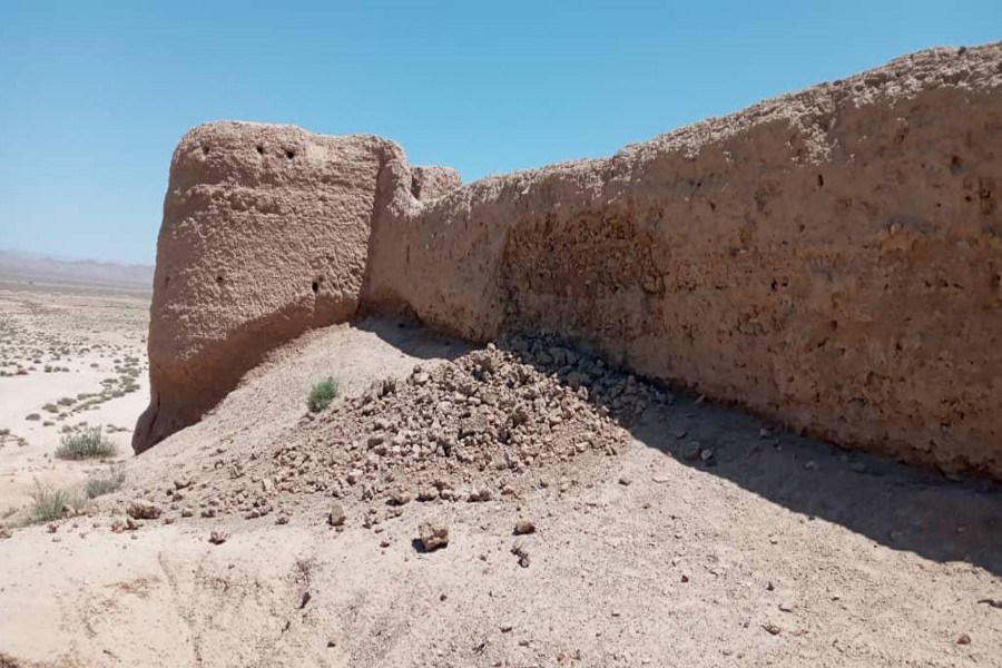 تصویر خسارت میلیاردی زمین‌لرزه‌ به آثار و بنا‌های تاریخی خراسان شمالی