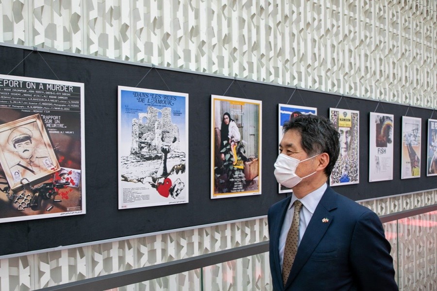 تصویر تماشای فیلم «گذار: آخرین روزهای سامورایی» توسط سفیر ژاپن