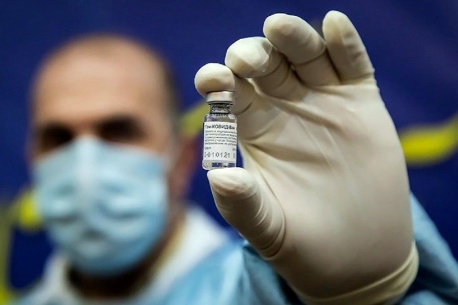 تصویر ماجرای پرحاشیه توقف دوز دوم واکسیناسیون کرونا