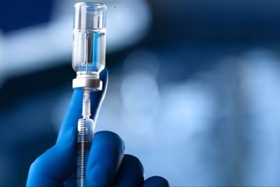 تصویر تزریق واکسن کرونا به ۶۵ ساله‌های بوشهر آغاز شد