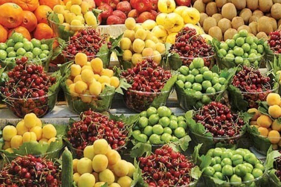 تصویر حذف میوه از سبد غذایی  به دلیل گرانی