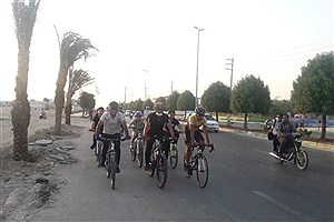 همایش دوچرخه‌ سواری با شعار &quot;ورزش آری، اعتیاد هرگز&quot; در گناوه بوشهر