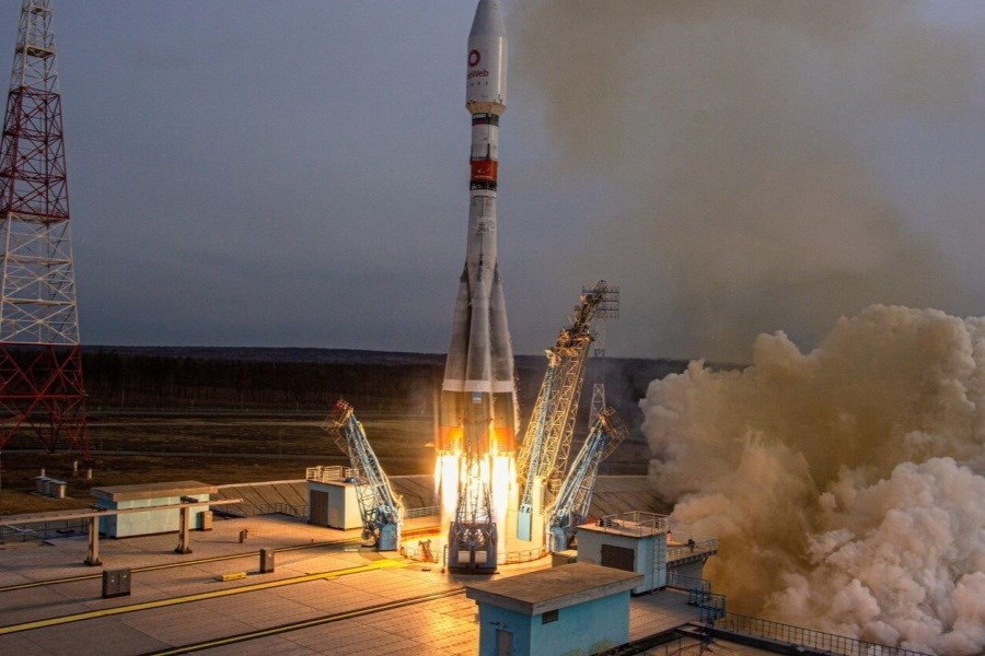 روسیه ۳۶ ماهواره انگلیسی را در مدار زمین قرار داد