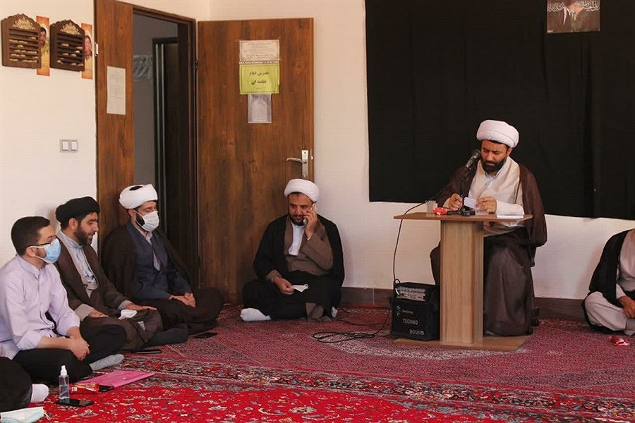 نشست هم اندیشی روحانیون استان کردستان