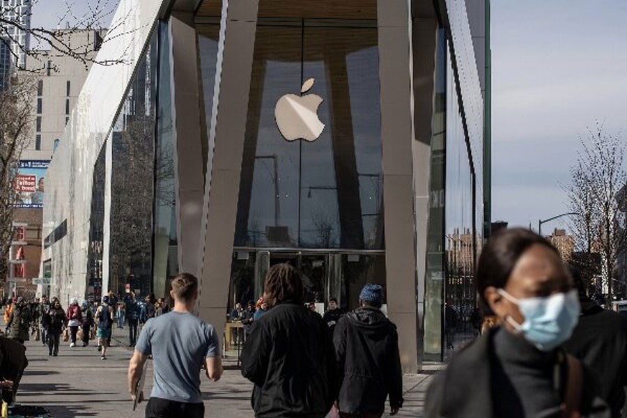 کارمندان اپل در اعتراض به سیاست جدید استعفا می دهند