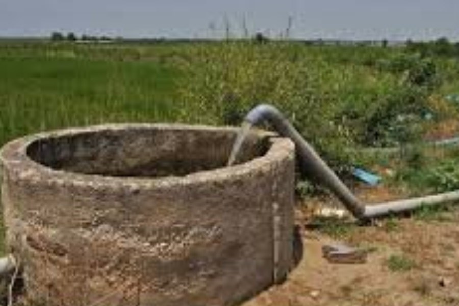 تصویر مسدود شدن ۸۷۸ چاه آب بدون مجوز در شهرستان برای کنترل بحران کم‌ آبی