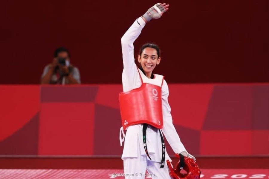 تصویر گزارشی غیرحرفه‌ای از مسابقه ورزشکار ایرانی پناهنده شده!