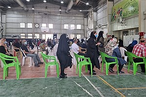 واکسیناسیون خبرنگاران و کارمندان بانک در استان یزد آغاز شده است