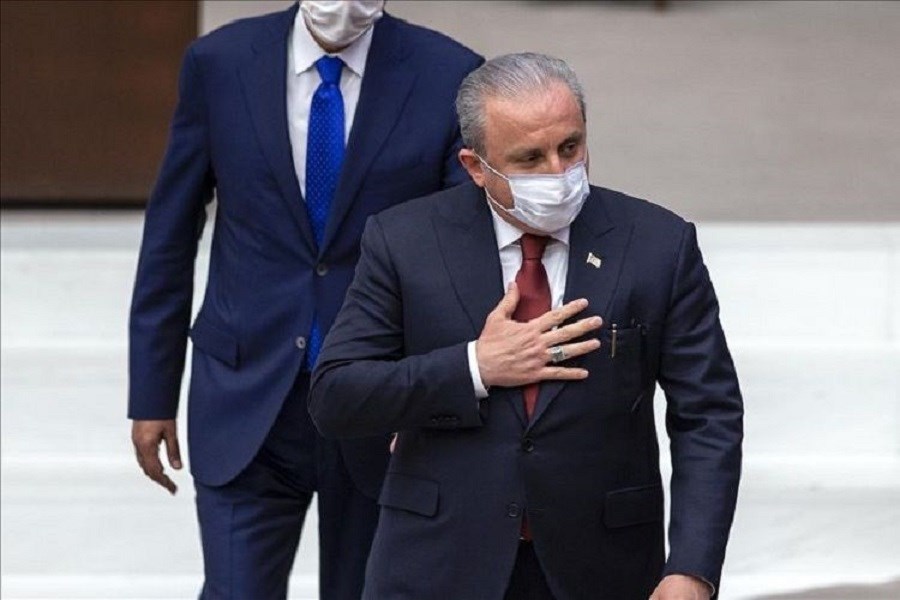 تصویر رئیس پارلمان ترکیه جهت شرکت در تحلیف سیزدهم وارد کشورمان شد