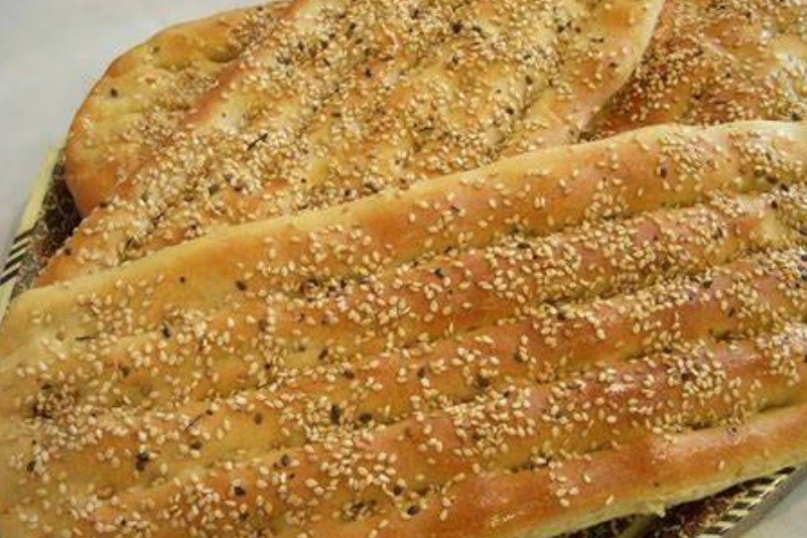 نان گران‌تر بر سر سفره کوچکتر زنجانی‌ها