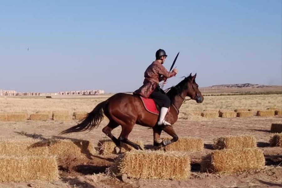 برگزاری مسابقات کمانگیری روی اسب کشور در البرز