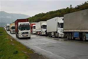 دلایل معطلی دو هفته‌ای کامیون‌ها در مرز بازرگان اعلام شد