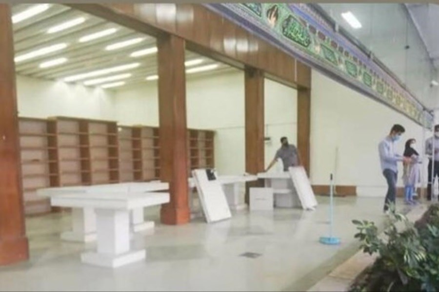توزیع داروهای کرونایی در یک کتابفروشی بزرگ در مشهد