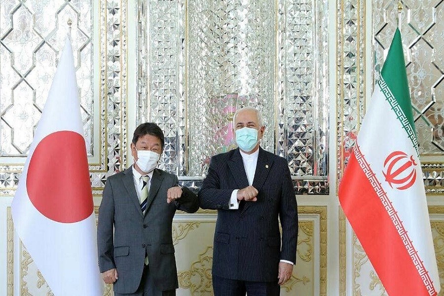 تصویر دیدار و رایزنی ظریف با وزیر امور خارجه ژاپن