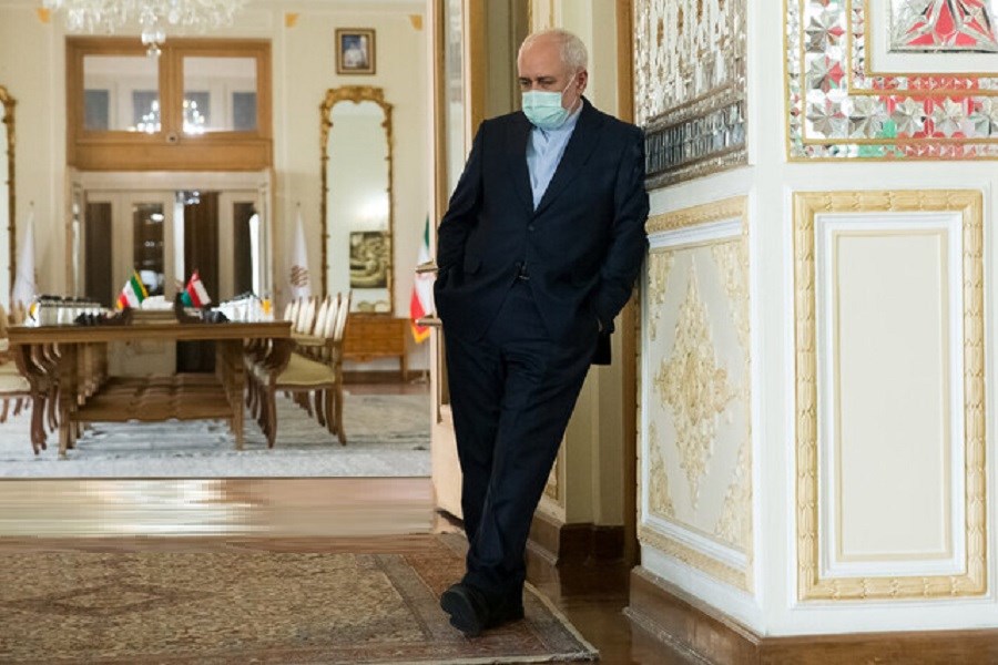 تصویر حمله تند کیهان به ظریف: در تیم مذاکره‌ کننده، جاسوس داشتید