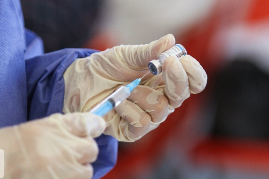 تصویر کمبود شدید واکسن کرونا در اصفهان