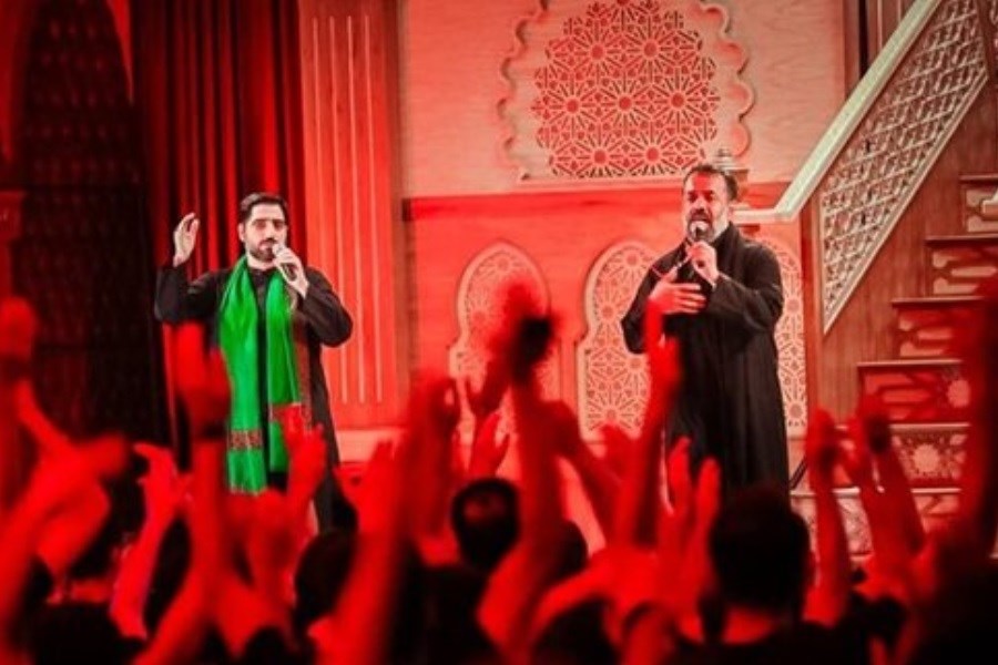 تصویر پخش زنده مراسم حسینیه بصره با حضور ۳ مداح ایرانی
