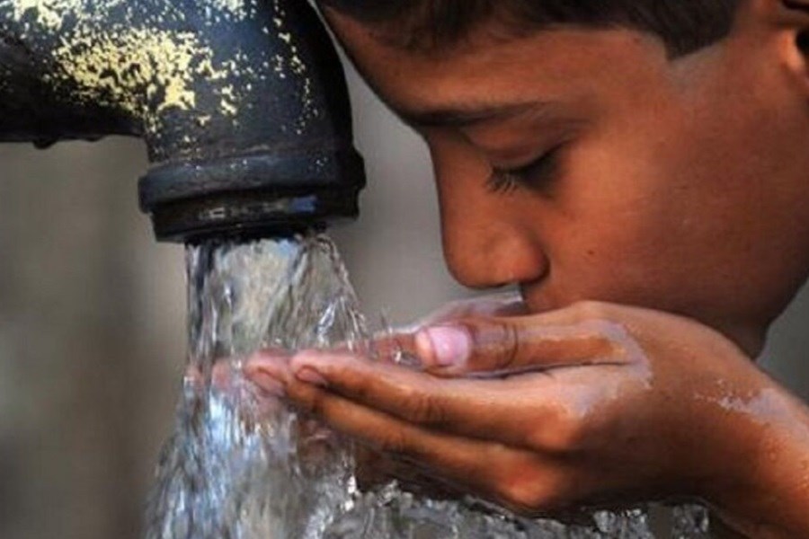 تصویر مشکل آب شرب ۱۰ روستا حل شد