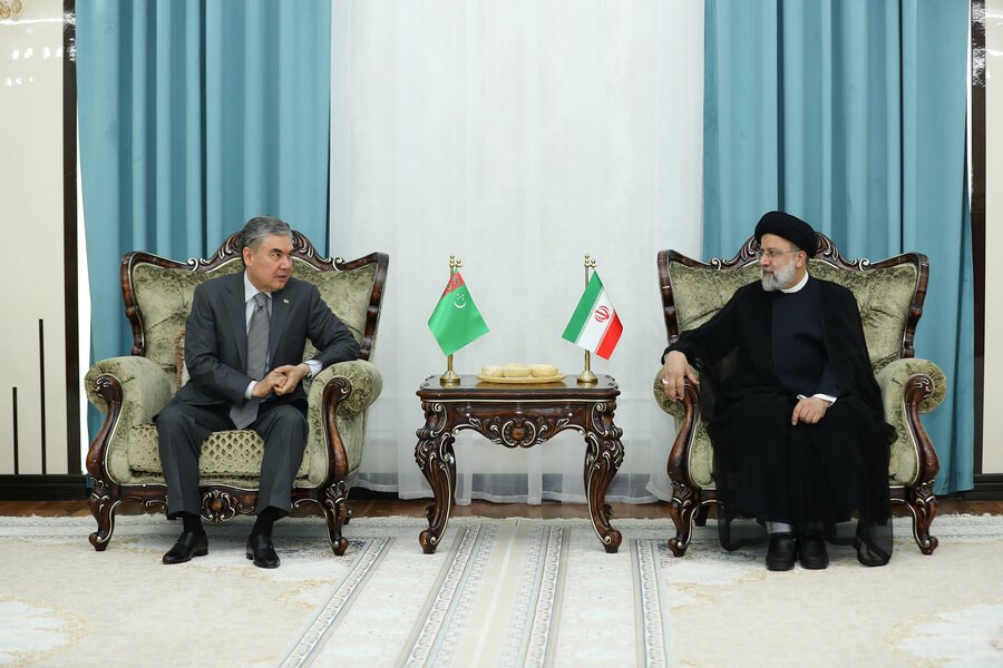 تصویر توافق ایران و ترکمنستان درباره حل مساله گاز