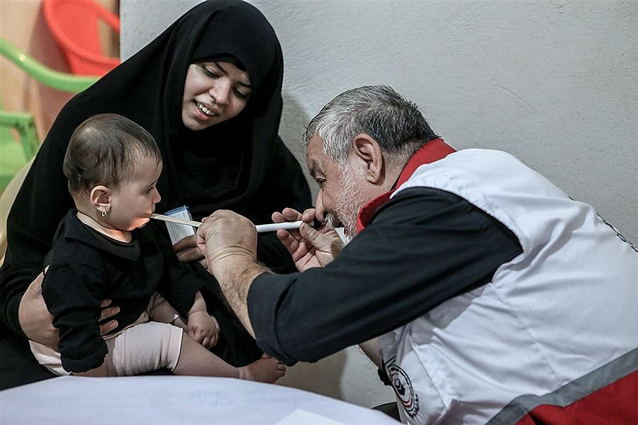 تصویر خدمات دهی دو مرکز درمانی در نجف و کربلا به زائران ایرانی