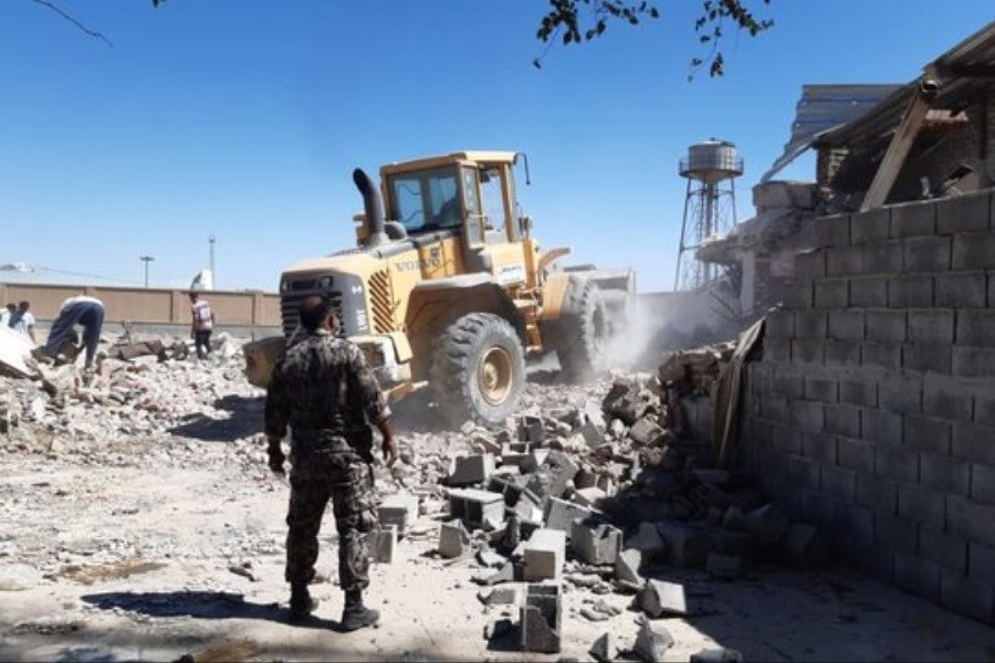 تصویر رفع تصرف ۱۴ هکتار از اراضی ملی در سیستان و بلوچستان