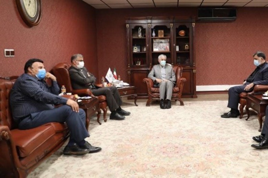تصویر مدیرعامل و اعضای جدید هیأت مدیره استقلال با وزیر ورزش دیدار کردند