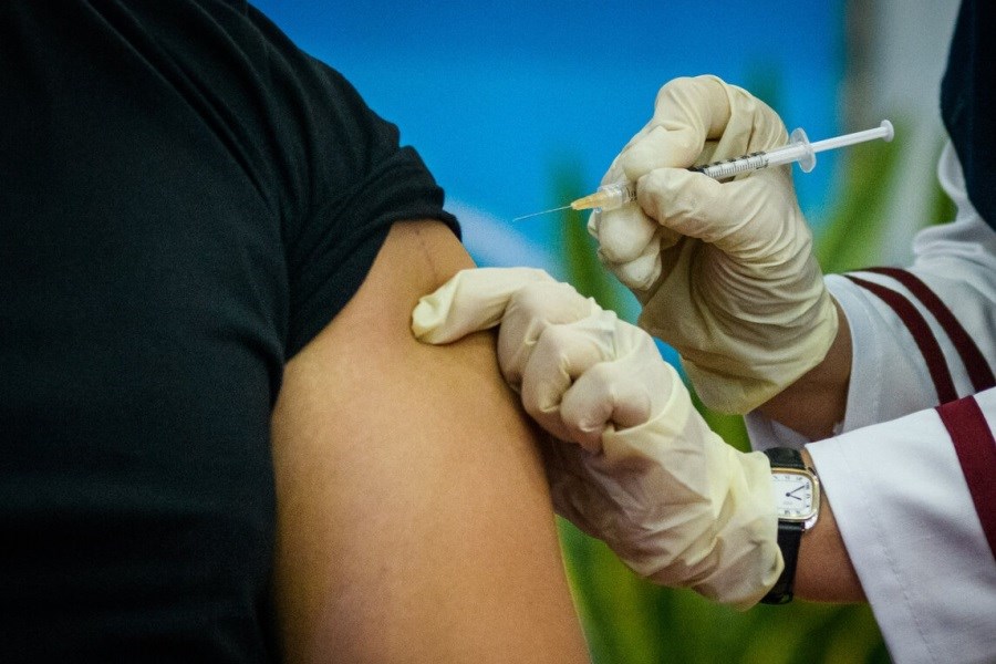 تصویر در شبانه روز گذشته چند دوز واکسن کرونا تزریق شده است؟