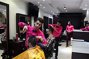 درآمد میلیونی آرایشگران &#47; نبود نظارت عامل افزایش قیمت در صنف پیرایشگران
