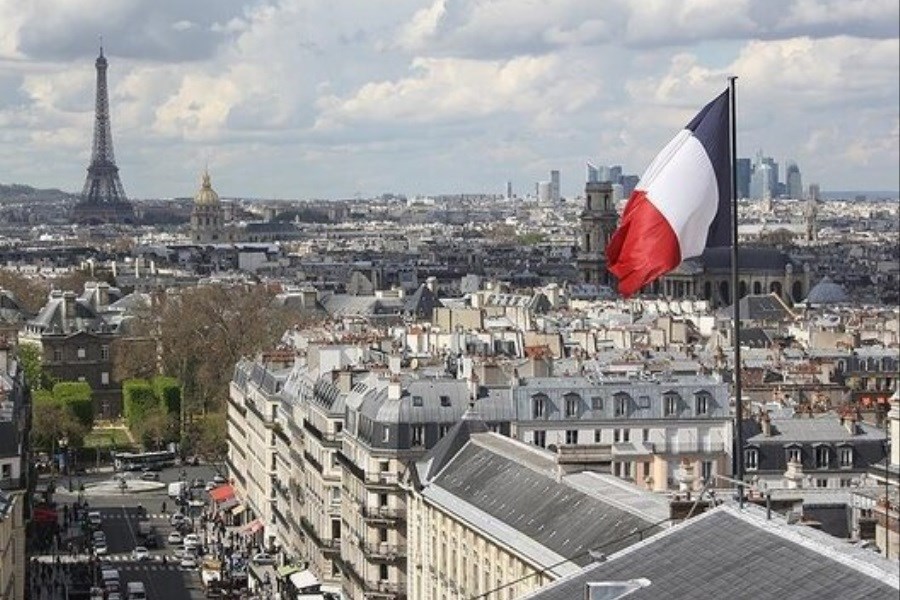 کلاه گشاد اقامت از طریق تمکن مالی در فرانسه