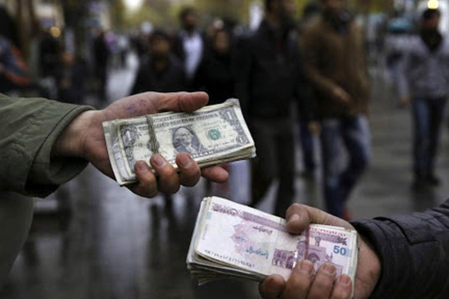 تصویر قیمت دلار در 3 آبان چند؟