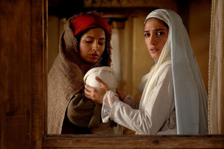 تصویر مینا ساداتی با «محمد رسول‌الله(ص)» در آی فیلم