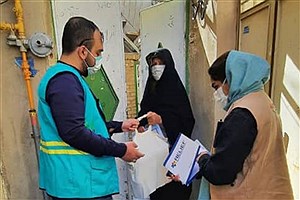 تصویر  توزیع ۵۰ بسته بهداشتی خانوار در استان سمنان